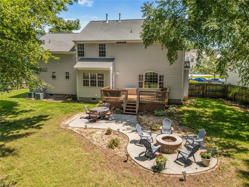 Photo 3 of 50 residential for sale in Chesapeake virginia