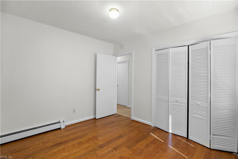 Photo 19 of 25 residential for sale in Norfolk virginia