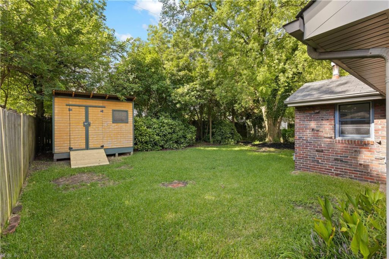 Photo 22 of 25 residential for sale in Norfolk virginia