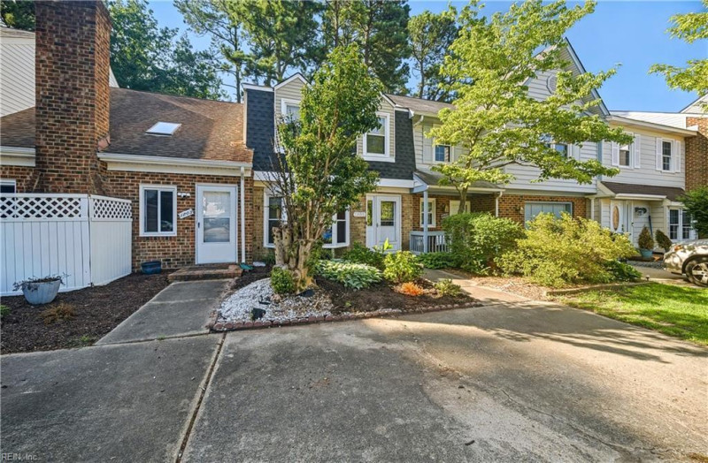 Photo 3 of 30 residential for sale in Virginia Beach virginia Photo 3 of 30 residential for sale in Virginia Beach virginia