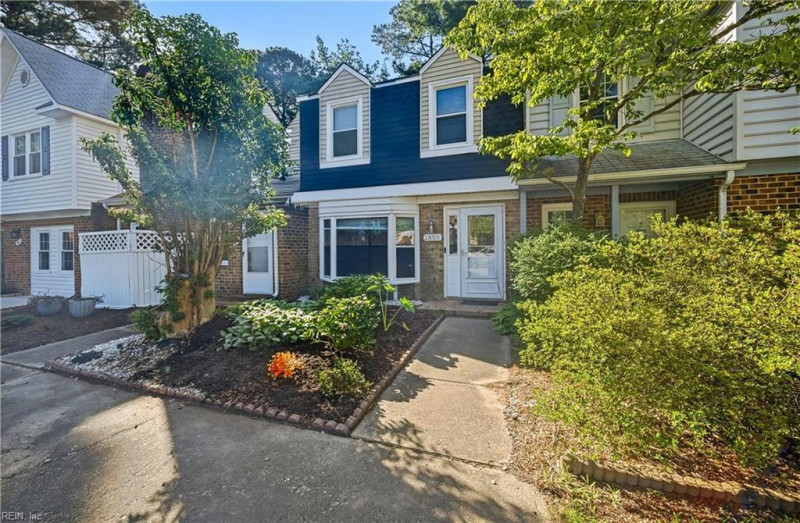 Photo 4 of 30 residential for sale in Virginia Beach virginia Photo 4 of 30 residential for sale in Virginia Beach virginia