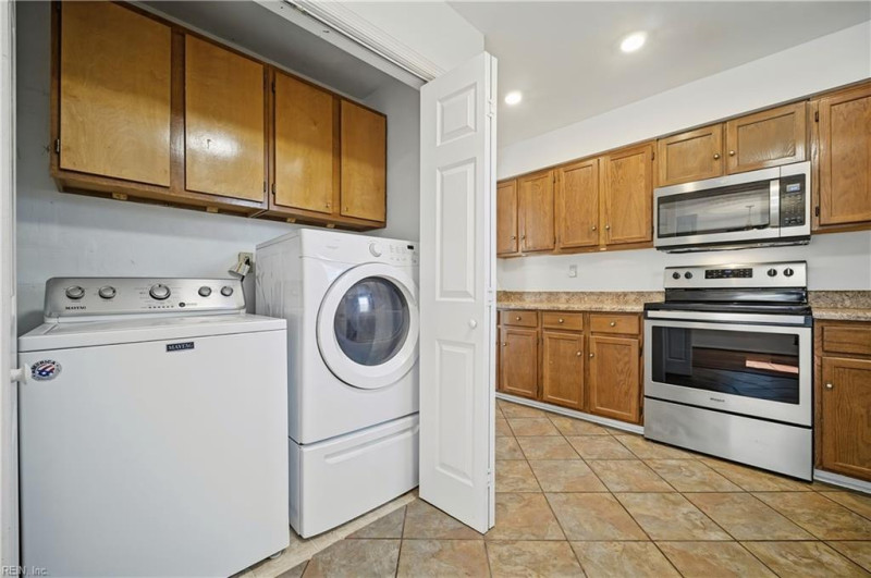 Photo 16 of 37 residential for sale in Chesapeake virginia Photo 16 of 37 residential for sale in Chesapeake virginia