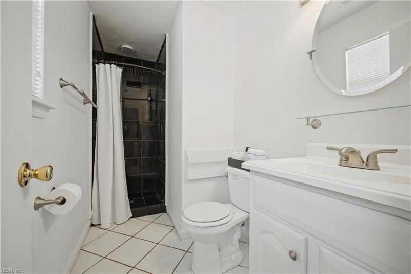 Photo 21 of 37 residential for sale in Chesapeake virginia Photo 21 of 37 residential for sale in Chesapeake virginia