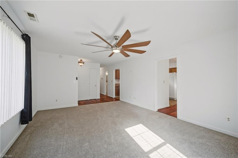 Photo 8 of 37 residential for sale in Chesapeake virginia Photo 8 of 37 residential for sale in Chesapeake virginia