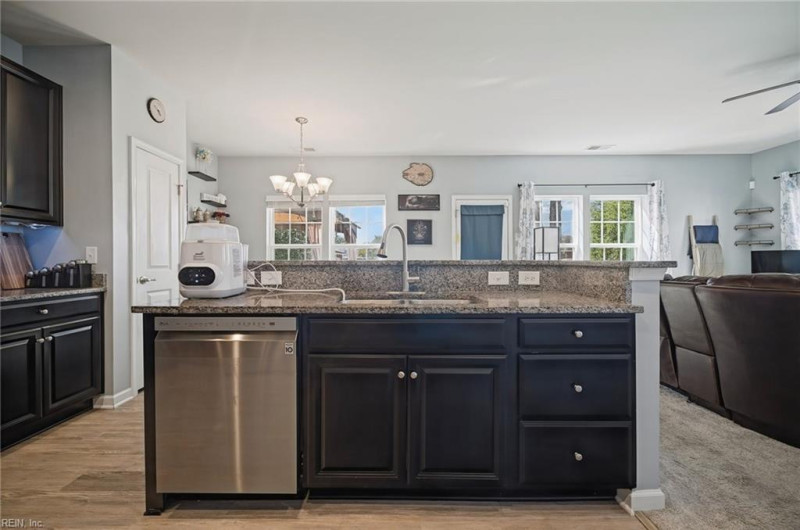 Photo 11 of 28 residential for sale in Virginia Beach virginia