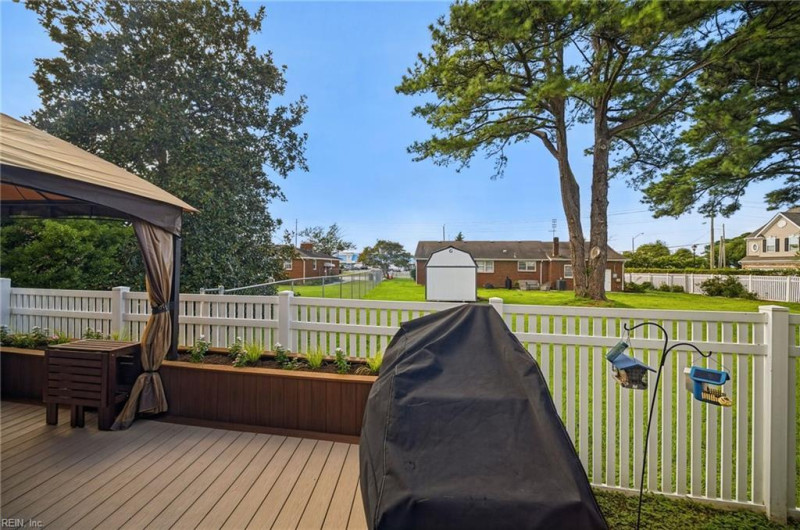 Photo 26 of 28 residential for sale in Virginia Beach virginia