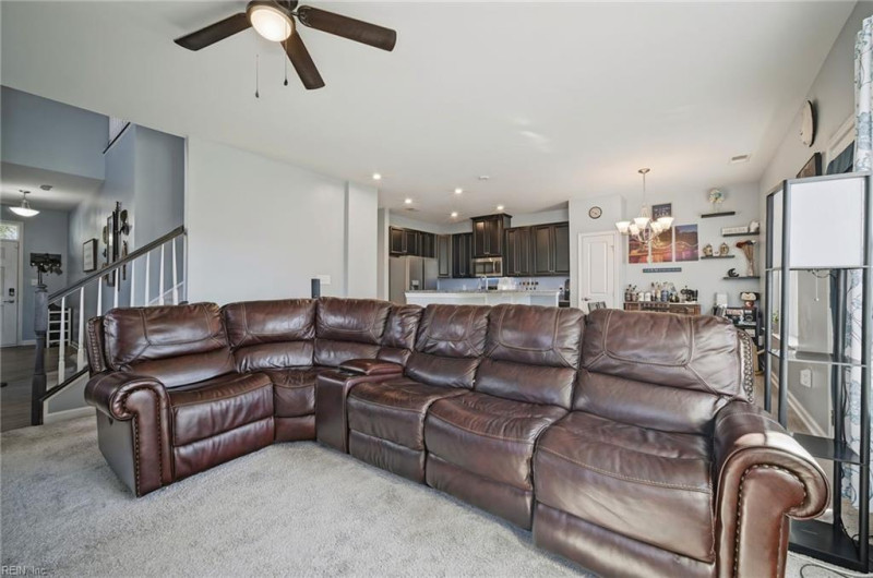 Photo 6 of 28 residential for sale in Virginia Beach virginia