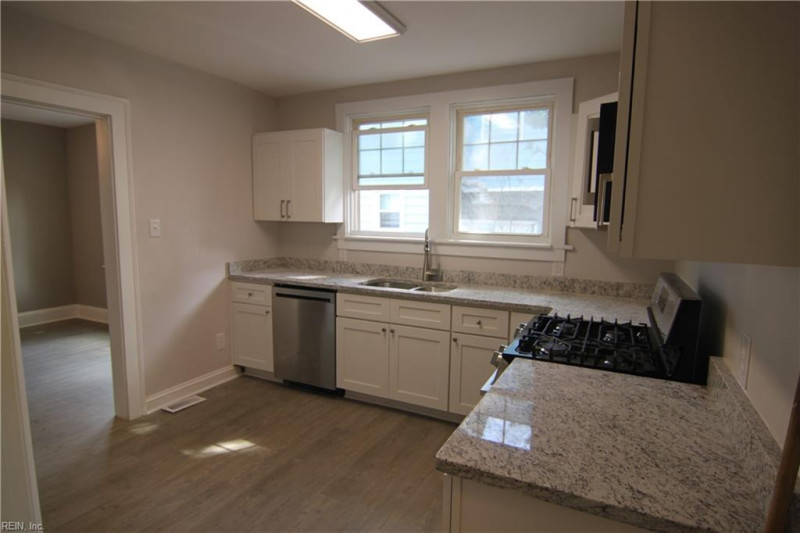 Photo 7 of 13 residential for sale in Portsmouth virginia Photo 7 of 13 residential for sale in Portsmouth virginia
