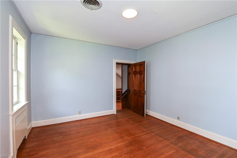 Photo 38 of 48 residential for sale in Norfolk virginia Photo 38 of 48 residential for sale in Norfolk virginia