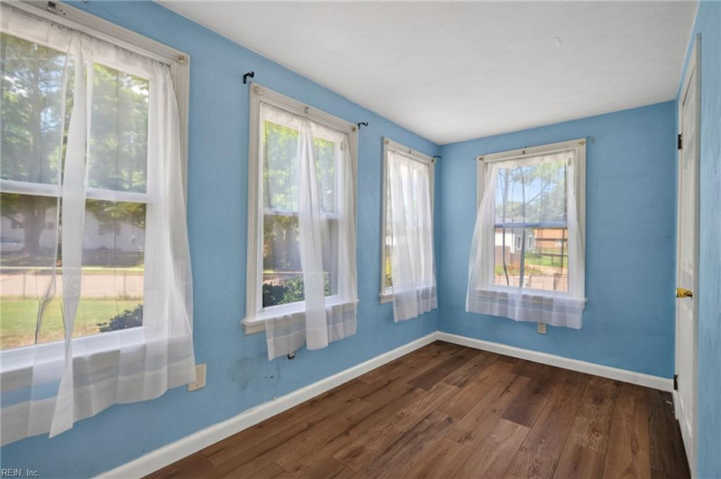 Photo 11 of 21 residential for sale in Norfolk virginia Photo 11 of 21 residential for sale in Norfolk virginia