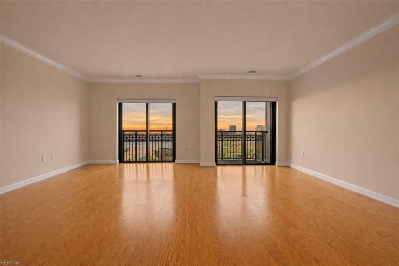 Photo 14 of 50 residential for sale in Norfolk virginia