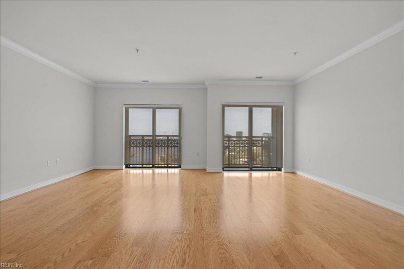Photo 17 of 50 residential for sale in Norfolk virginia