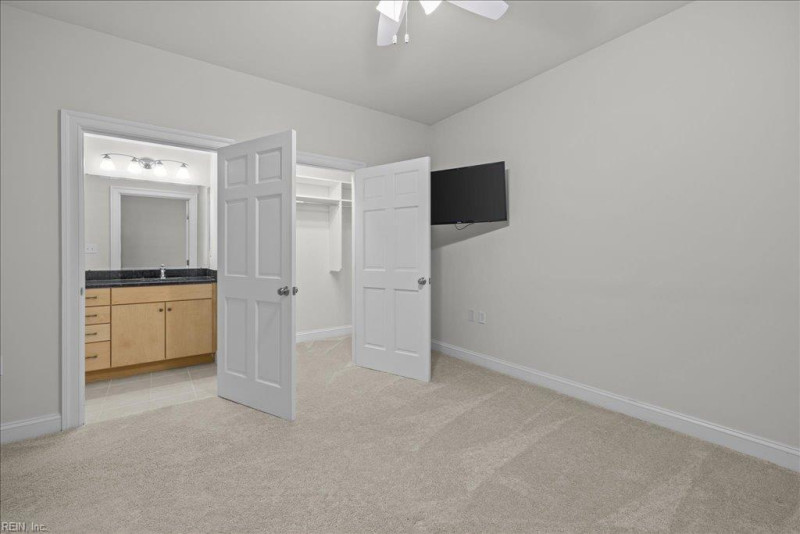Photo 34 of 50 residential for sale in Norfolk virginia