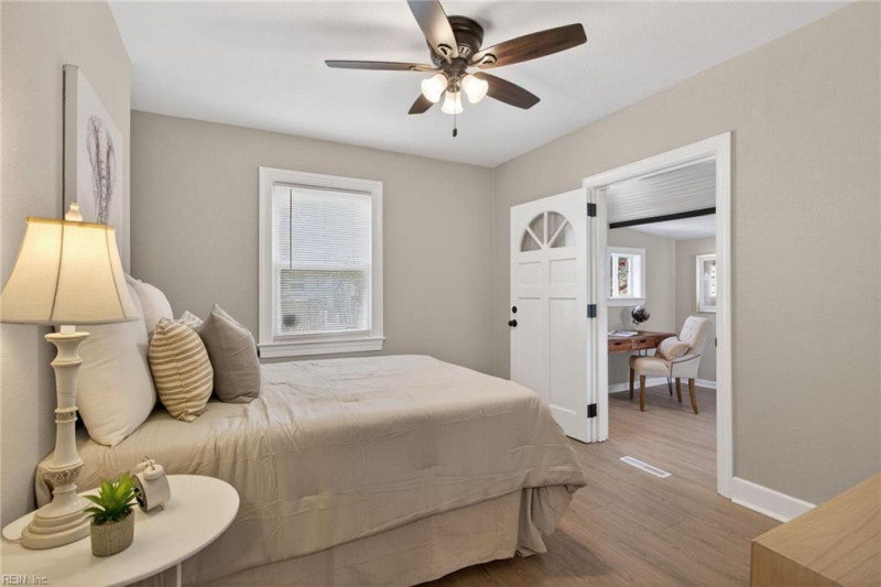 Photo 10 of 27 residential for sale in Newport News virginia