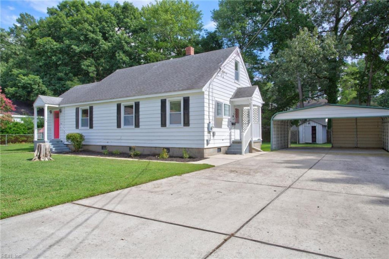 Photo 2 of 27 residential for sale in Newport News virginia