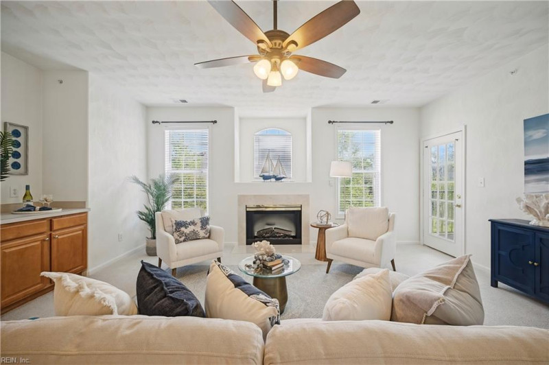 Photo 6 of 40 residential for sale in Virginia Beach virginia Photo 6 of 40 residential for sale in Virginia Beach virginia