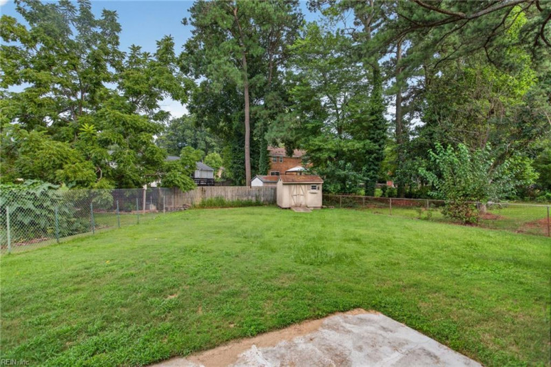 Photo 27 of 29 residential for sale in Newport News virginia