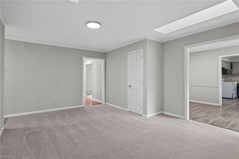 Photo 9 of 29 residential for sale in Newport News virginia