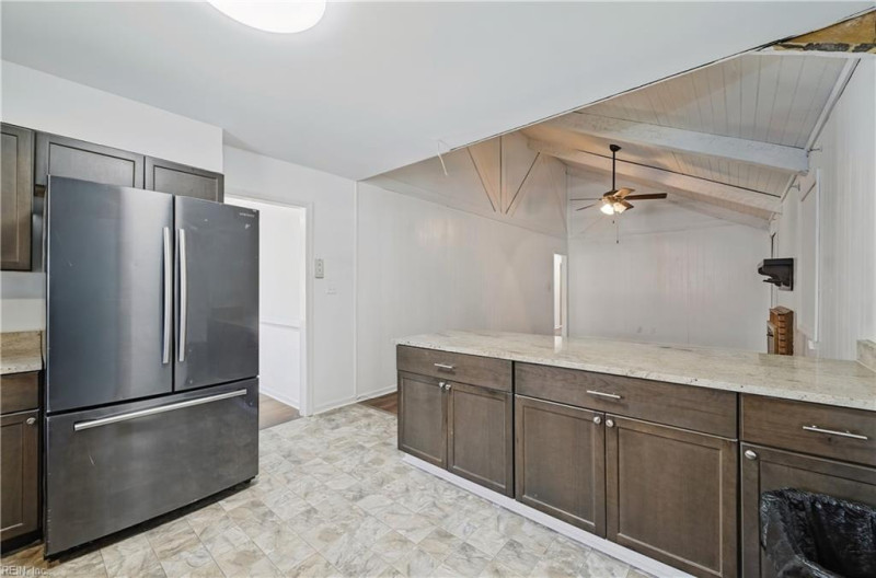 Photo 11 of 31 residential for sale in Newport News virginia