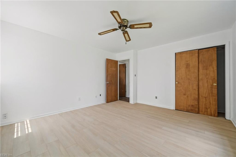 Photo 24 of 31 residential for sale in Newport News virginia