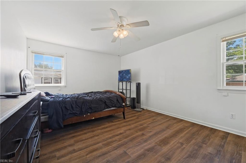 Photo 26 of 31 residential for sale in Newport News virginia