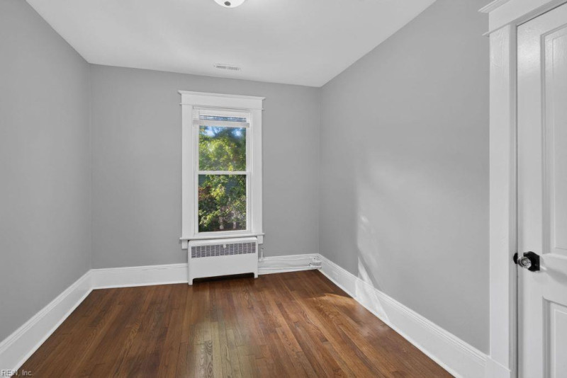 Photo 40 of 46 residential for sale in Hampton virginia Photo 40 of 46 residential for sale in Hampton virginia