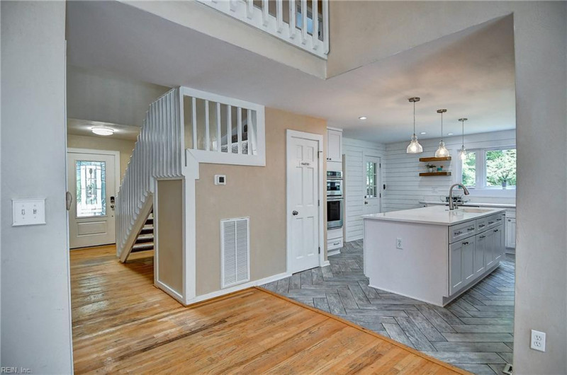 Photo 8 of 39 residential for sale in Virginia Beach virginia