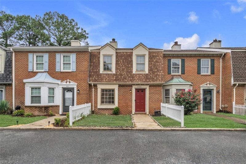 Photo 1 of 32 residential for sale in Chesapeake virginia Photo 1 of 32 residential for sale in Chesapeake virginia