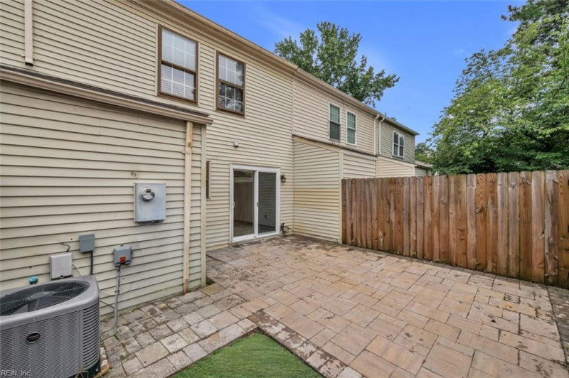 Photo 31 of 32 residential for sale in Chesapeake virginia Photo 31 of 32 residential for sale in Chesapeake virginia