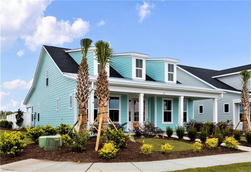 Photo 3 of 30 residential for sale in Chesapeake virginia