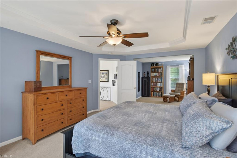 Photo 14 of 39 residential for sale in Virginia Beach virginia