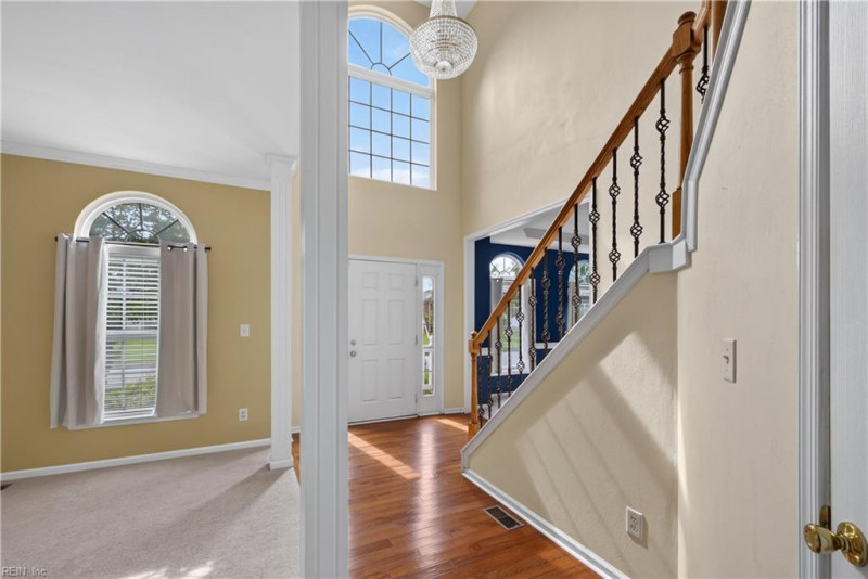 Photo 7 of 34 residential for sale in Virginia Beach virginia