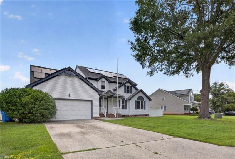 Photo 2 of 50 residential for sale in Chesapeake virginia