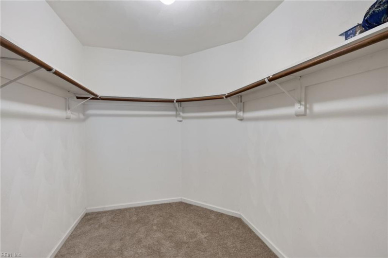 Photo 20 of 50 residential for sale in Chesapeake virginia