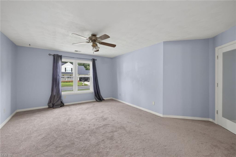 Photo 22 of 50 residential for sale in Chesapeake virginia