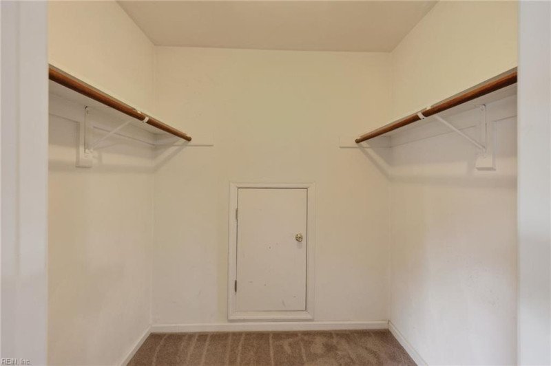 Photo 29 of 50 residential for sale in Chesapeake virginia