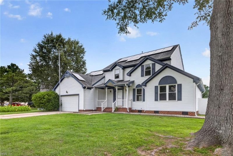 Photo 3 of 50 residential for sale in Chesapeake virginia