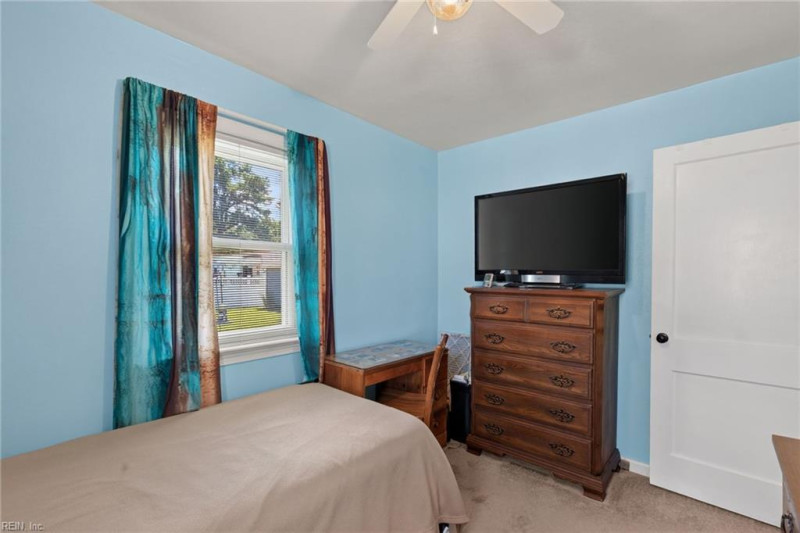 Photo 15 of 22 residential for sale in Chesapeake virginia Photo 15 of 22 residential for sale in Chesapeake virginia