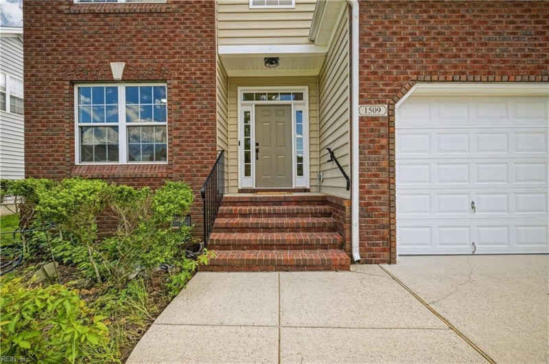 Photo 3 of 50 residential for sale in Virginia Beach virginia Photo 3 of 50 residential for sale in Virginia Beach virginia