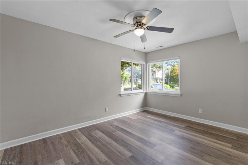 Photo 13 of 17 residential for sale in Chesapeake virginia Photo 13 of 17 residential for sale in Chesapeake virginia