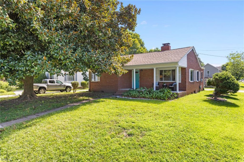 Photo 14 of 17 residential for sale in Chesapeake virginia Photo 14 of 17 residential for sale in Chesapeake virginia