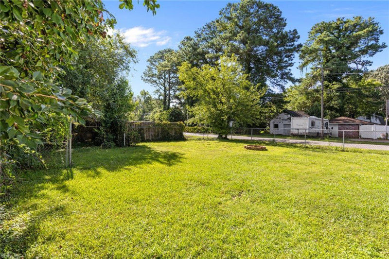 Photo 17 of 17 residential for sale in Chesapeake virginia Photo 17 of 17 residential for sale in Chesapeake virginia