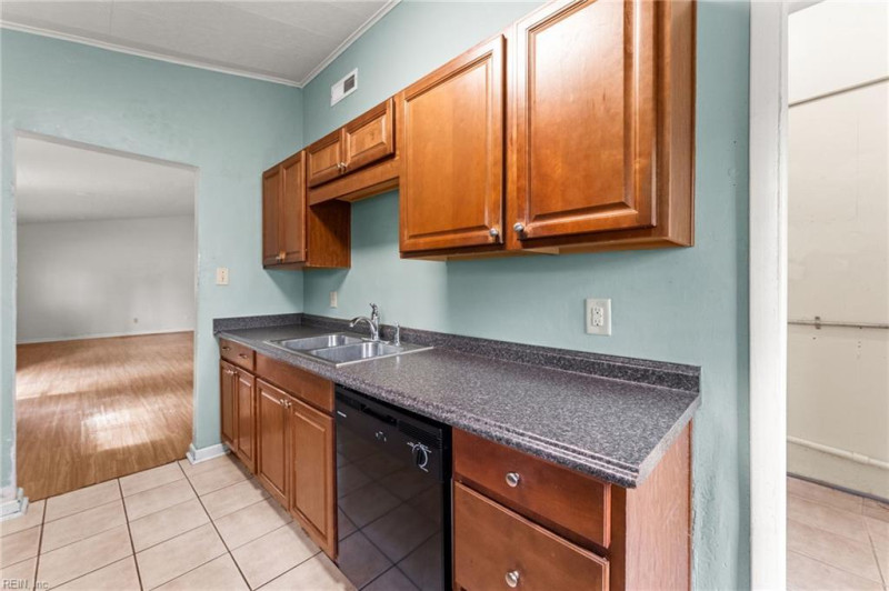 Photo 8 of 25 residential for sale in Virginia Beach virginia