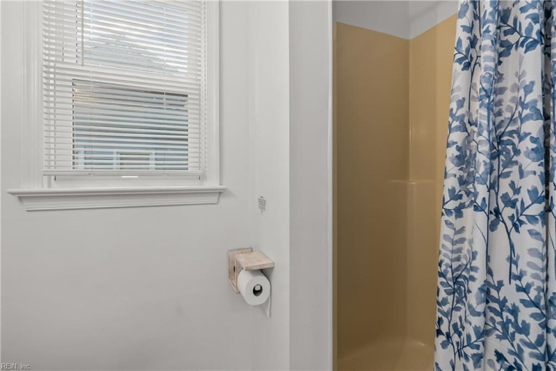 Photo 41 of 45 residential for sale in Chesapeake virginia Photo 41 of 45 residential for sale in Chesapeake virginia