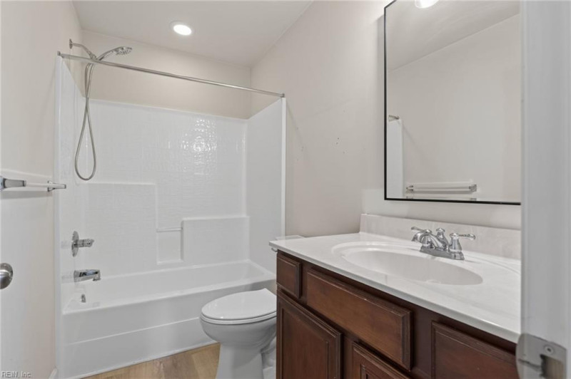 Photo 41 of 45 residential for sale in Chesapeake virginia Photo 41 of 45 residential for sale in Chesapeake virginia