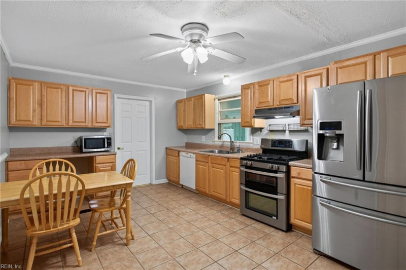 Photo 4 of 18 residential for sale in Hampton virginia Photo 4 of 18 residential for sale in Hampton virginia