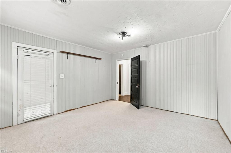Photo 23 of 47 residential for sale in Poquoson virginia