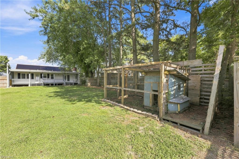 Photo 39 of 47 residential for sale in Poquoson virginia
