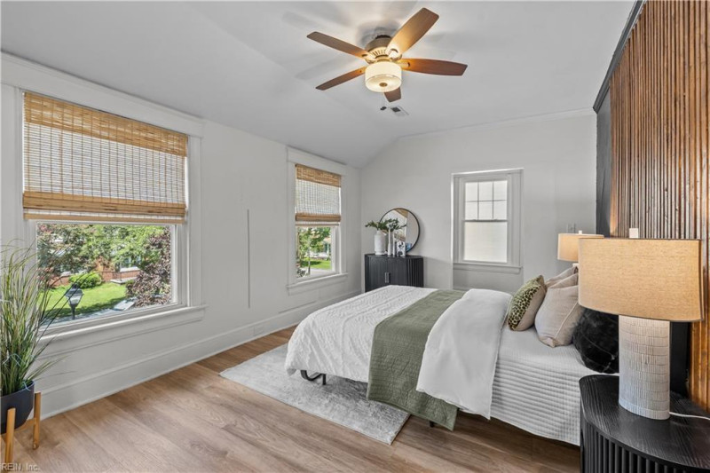 Photo 20 of 46 residential for sale in Norfolk virginia