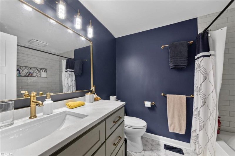 Photo 36 of 50 residential for sale in Chesapeake virginia Photo 36 of 50 residential for sale in Chesapeake virginia